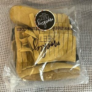 Monkey feet girls yellow booties 6-12M